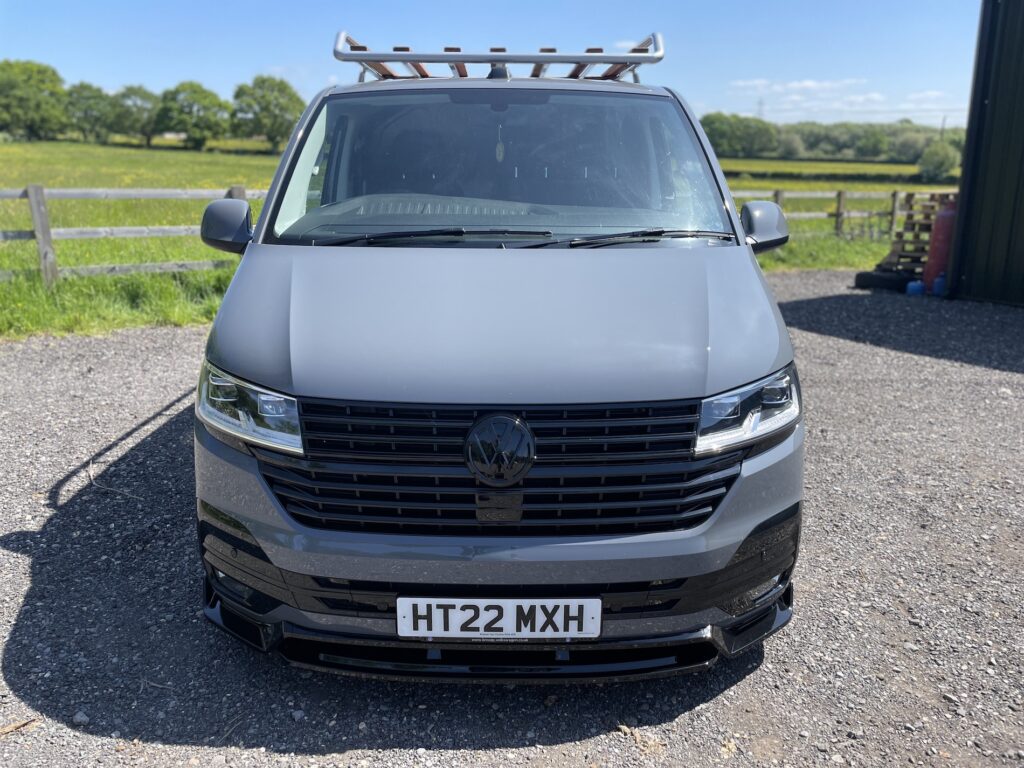 VW Transporter Day Van